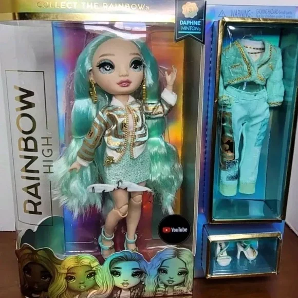Rainbow High Series 3 Daphne Minton MGA Doll Mint Color New In Box - Picture 1 of 8